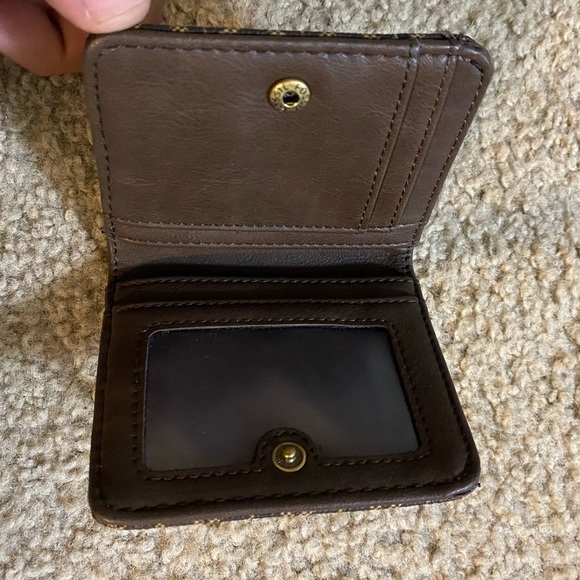 Patterned Tan & Brown Fossil Wallet - Picture 3 of 3